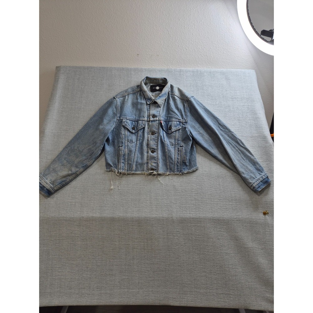 After Party by Nasty Gal Cropped Jacket Womens S/M Blue Denim Light Wash Raw Hem